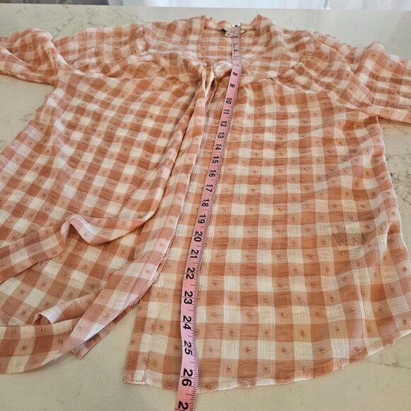 Nanette Lepore Size Small Tie V-Neck Soft Gingham Peach Swiss Dot L/S Blouse - Picture 12 of 13